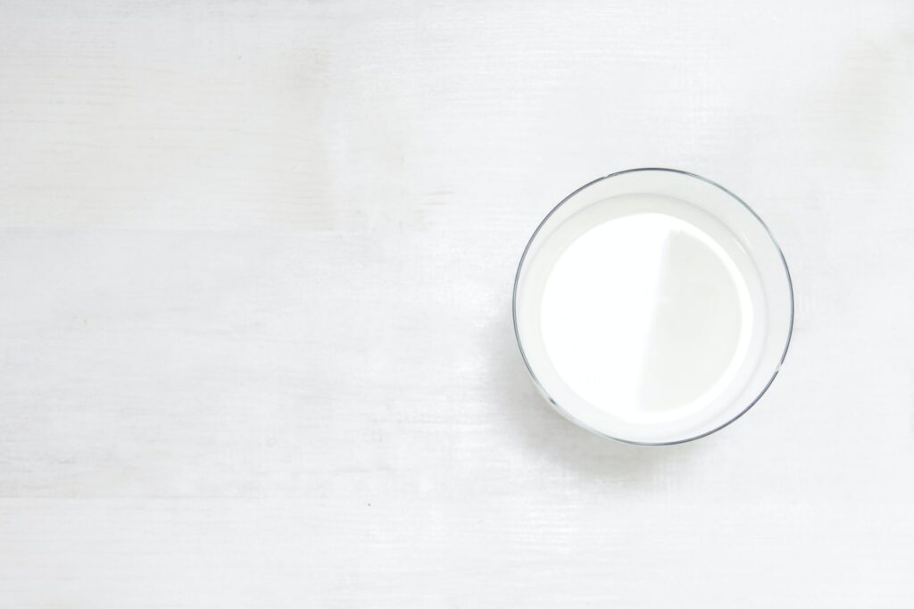۵ روش استفاده از شیر برای مراقبت از پوست